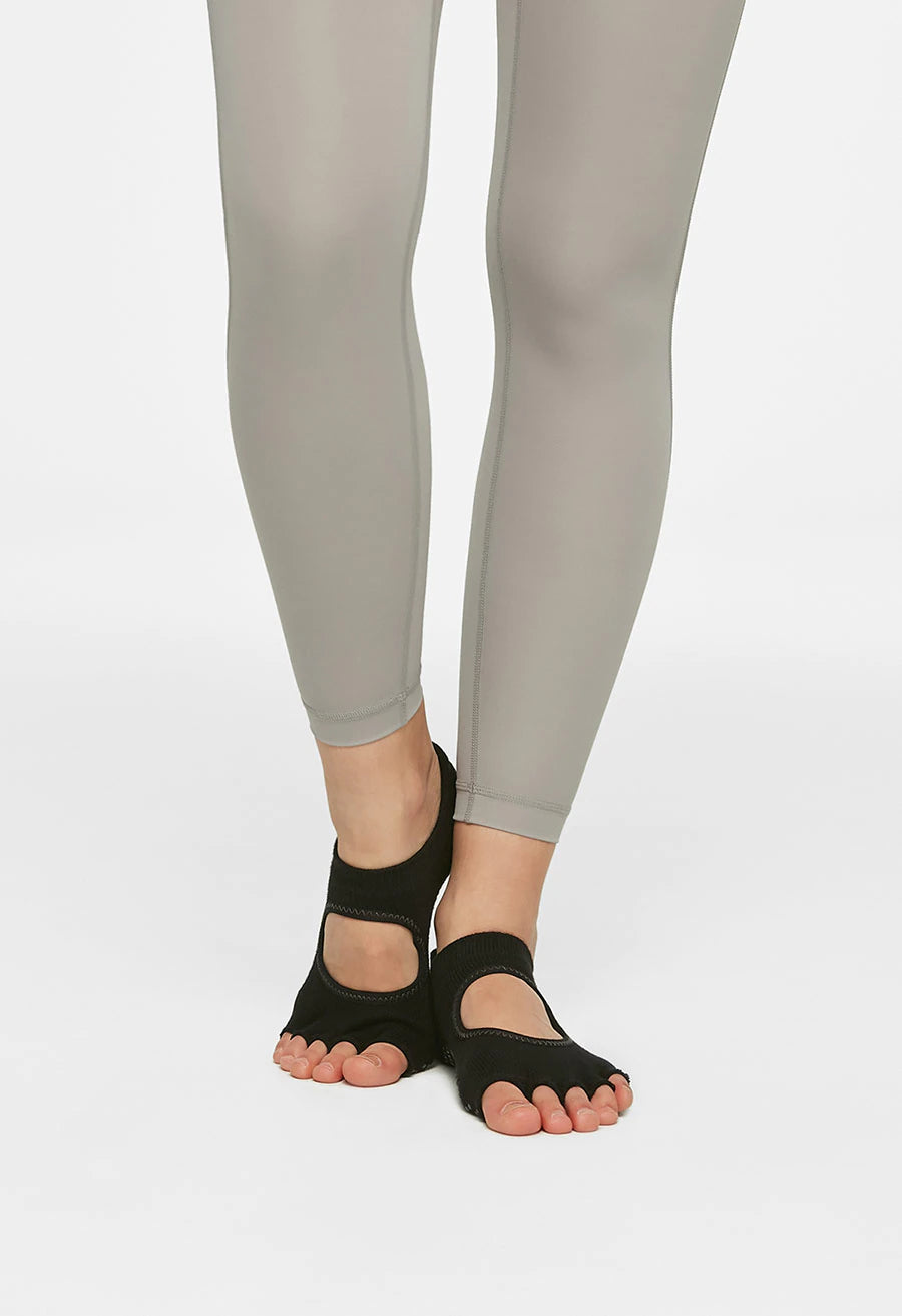 Essential Core Half Toe Grippy Socks