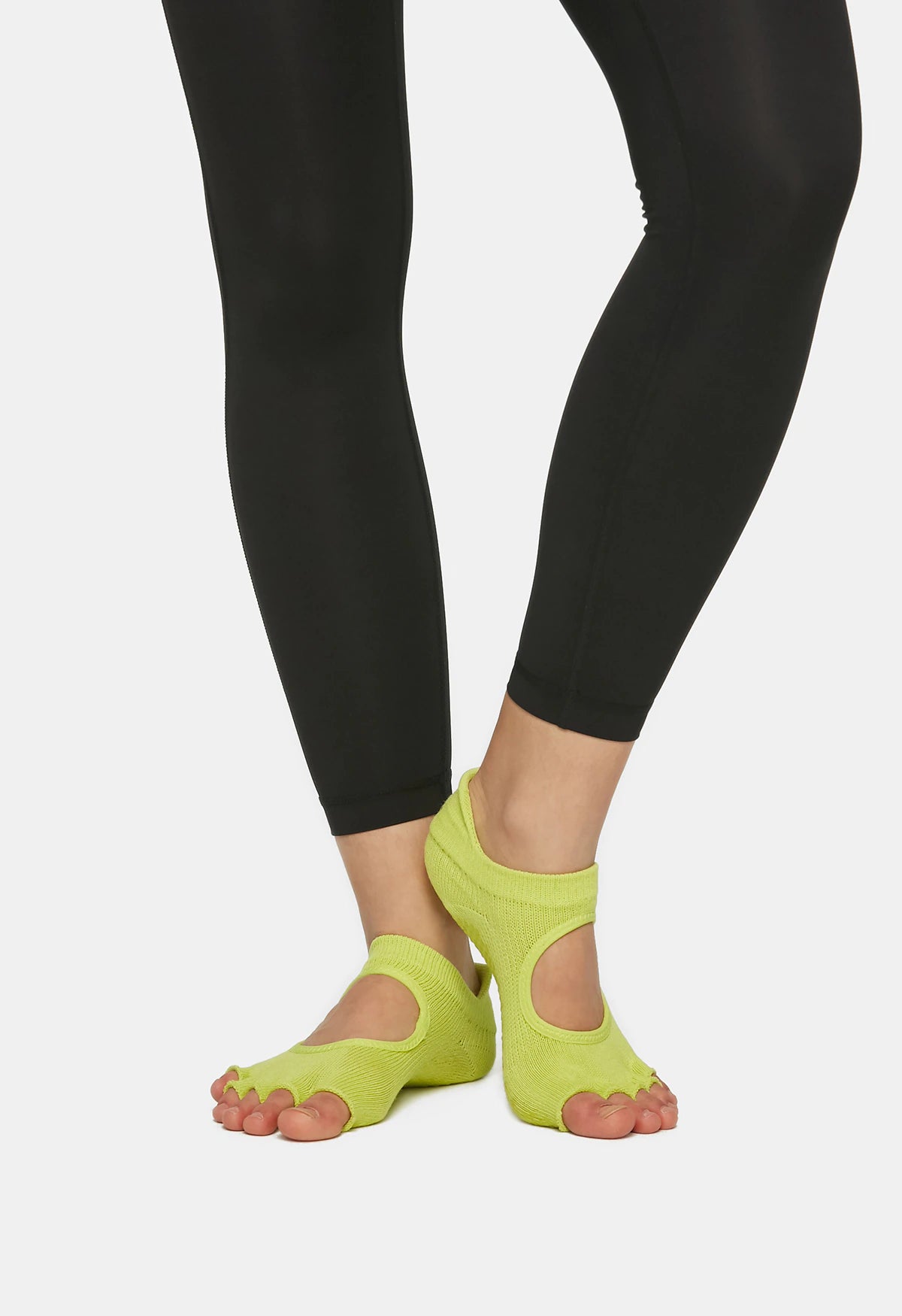 Essential Core Half Toe Grippy Socks