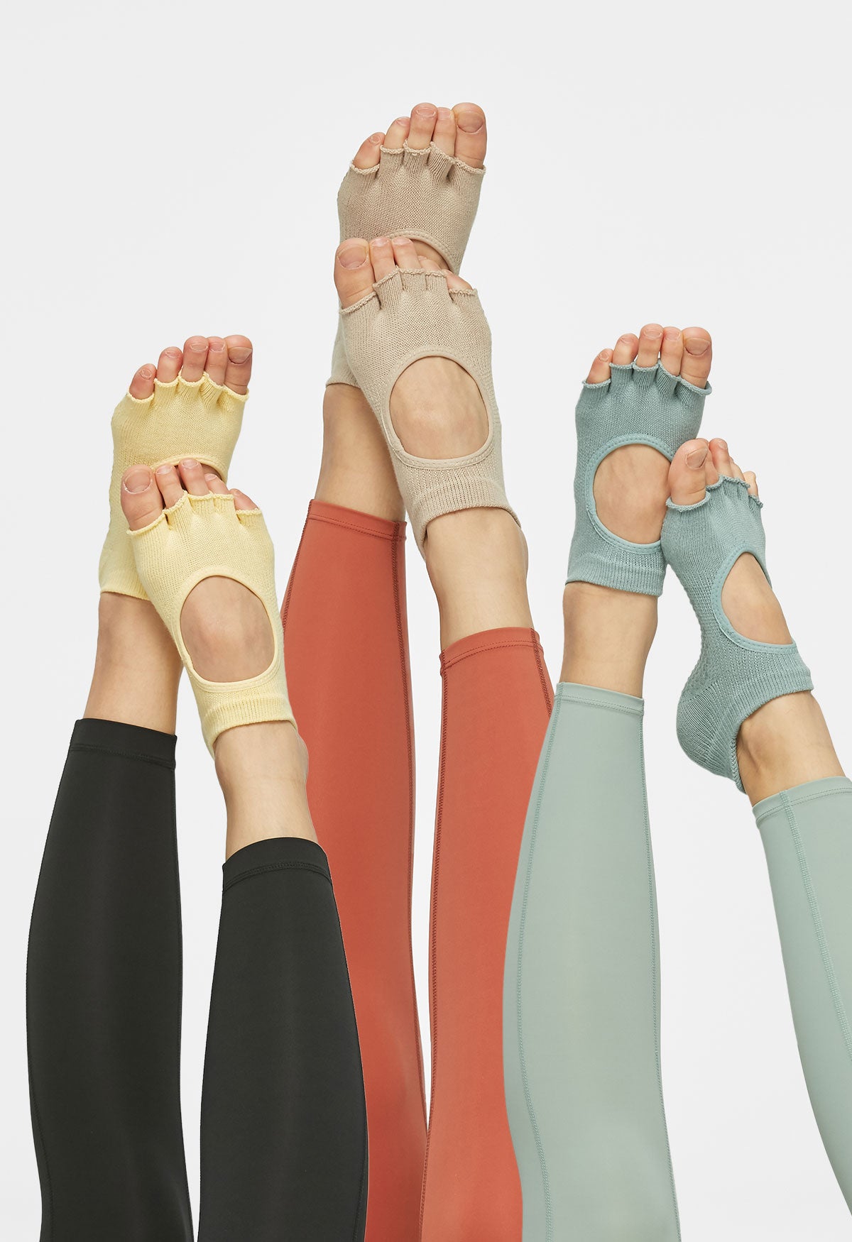 Essential Core Half Toe Grippy Socks