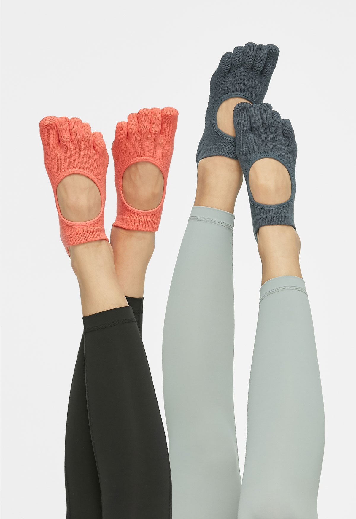 Essential Core Full Toe Grippy Socks